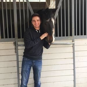 Meet your Posher, Bret